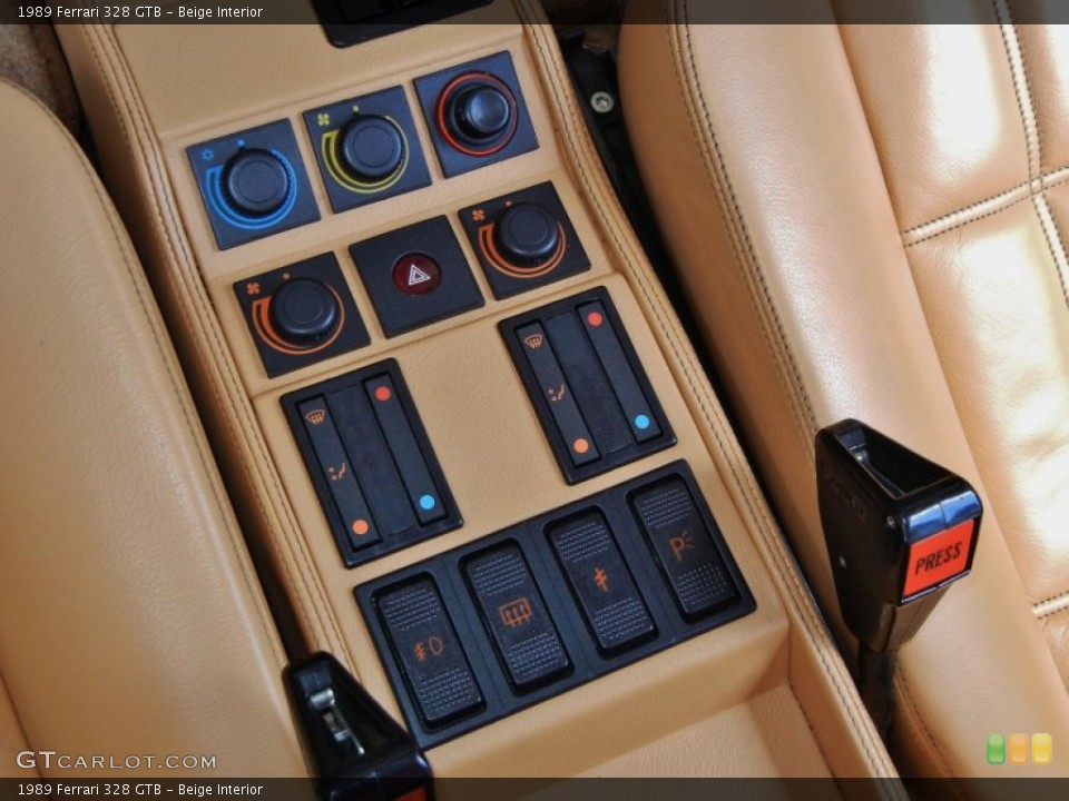 Beige Interior Controls for the 1989 Ferrari 328 GTB #66970792