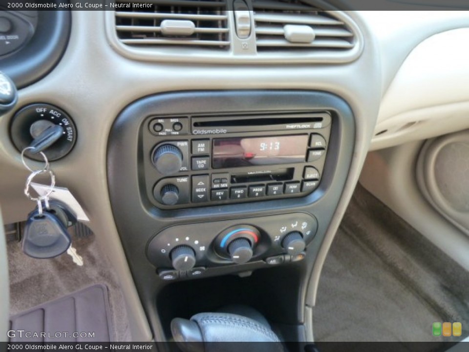 Neutral Interior Controls for the 2000 Oldsmobile Alero GL Coupe #67004383