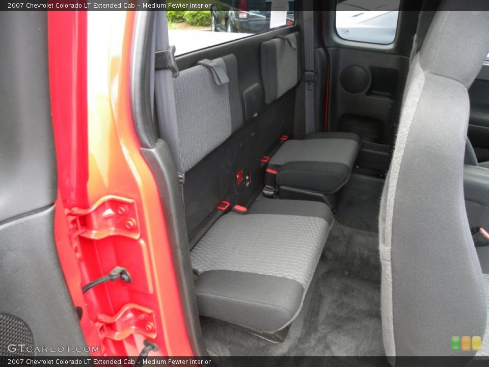 Medium Pewter Interior Photo for the 2007 Chevrolet Colorado LT Extended Cab #67030395