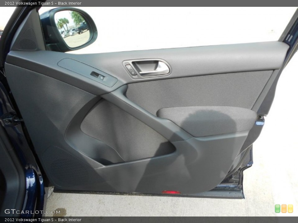 Black Interior Door Panel for the 2012 Volkswagen Tiguan S #67039743