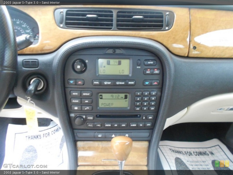 Sand Interior Controls for the 2003 Jaguar S-Type 3.0 #67060338