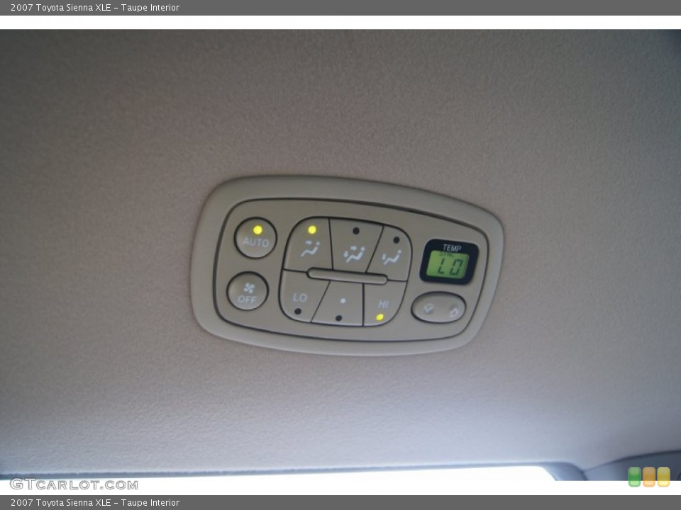 Taupe Interior Controls for the 2007 Toyota Sienna XLE #67064913