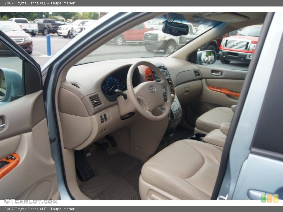 Taupe Interior Prime Interior for the 2007 Toyota Sienna XLE #67064934