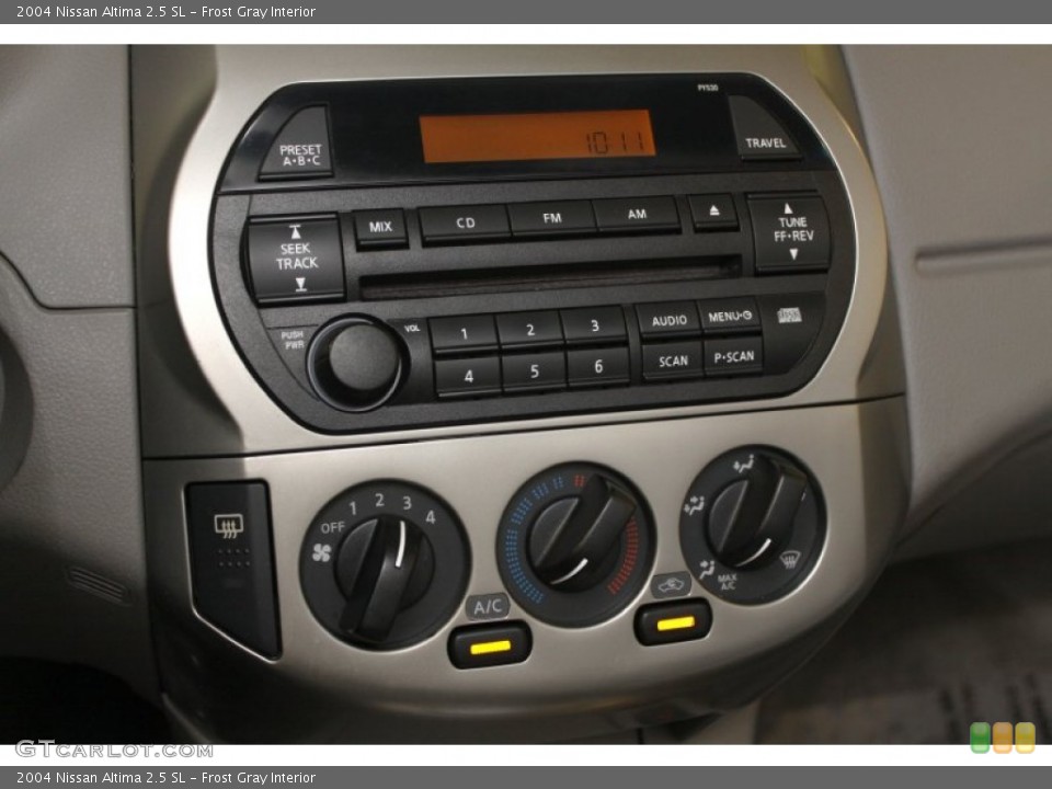 Frost Gray Interior Audio System for the 2004 Nissan Altima 2.5 SL #67066230