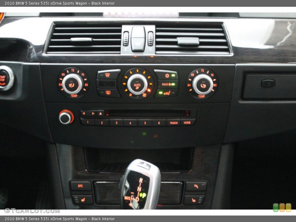 Black Interior Controls for the 2010 BMW 5 Series 535i xDrive Sports Wagon #67074574