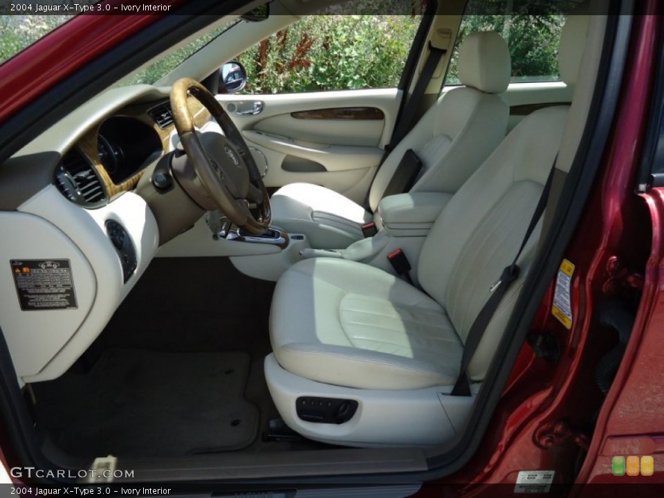 Ivory Interior Photo for the 2004 Jaguar X-Type 3.0 #67102314