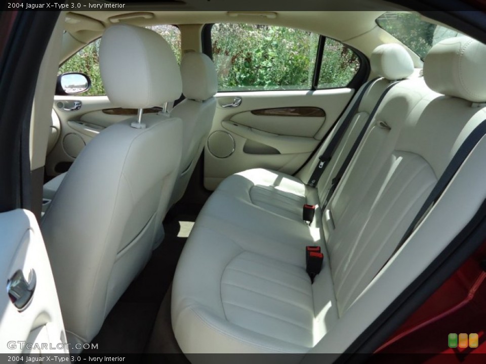 Ivory Interior Rear Seat for the 2004 Jaguar X-Type 3.0 #67102401