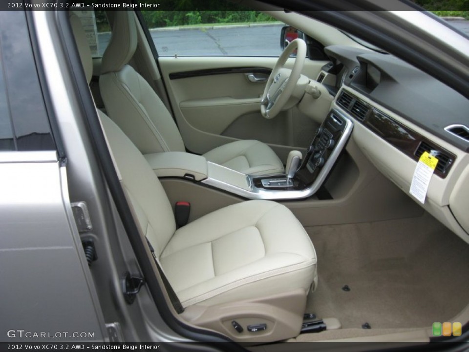 Sandstone Beige Interior Photo for the 2012 Volvo XC70 3.2 AWD #67116692