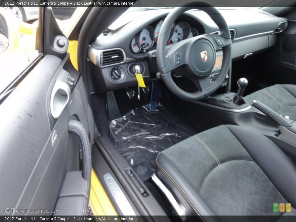 Black Leather w/Alcantara Interior Photo for the 2012 Porsche 911 Carrera S Coupe #67125623
