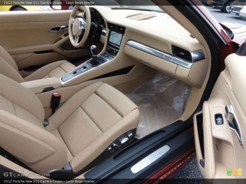 Luxor Beige Interior Dashboard for the 2012 Porsche New 911 Carrera Coupe #67125953