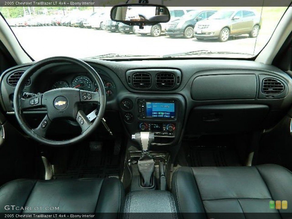 Ebony Interior Dashboard for the 2005 Chevrolet TrailBlazer LT 4x4 #67126643