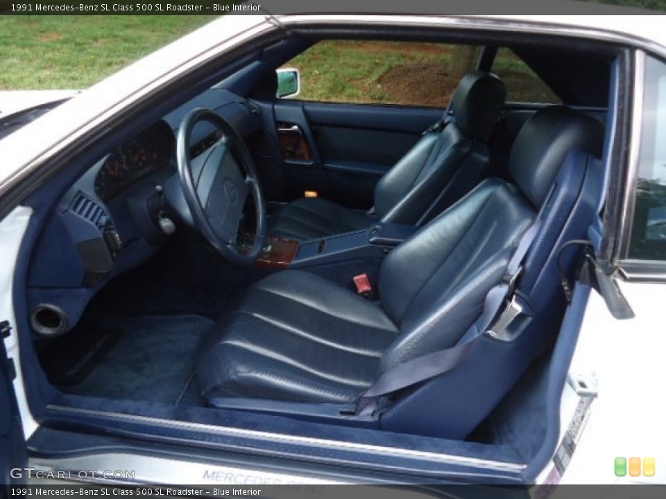 Blue Interior Photo for the 1991 Mercedes-Benz SL Class 500 SL Roadster #67130564