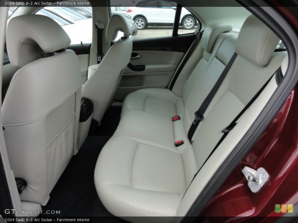 Parchment Interior Photo for the 2004 Saab 9-3 Arc Sedan #67179476
