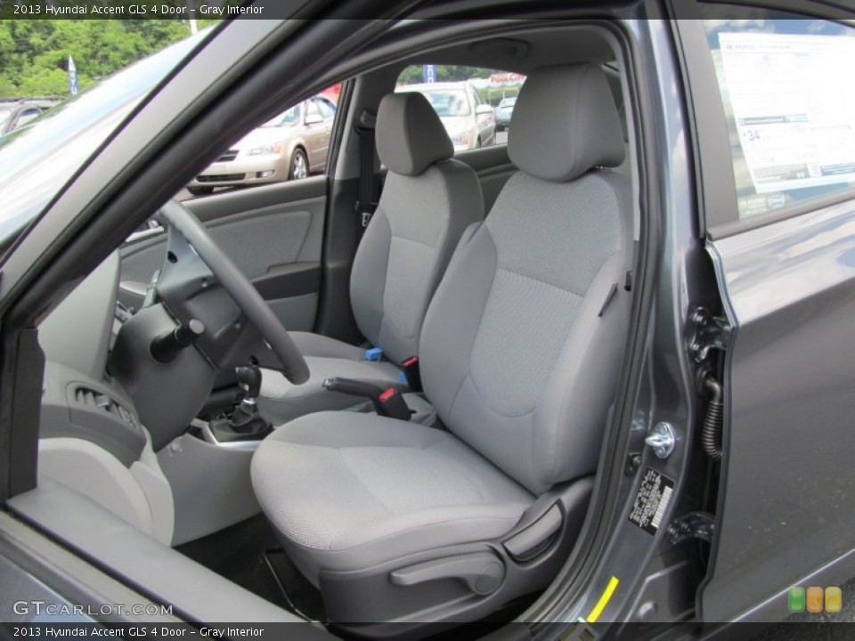 Gray Interior Photo for the 2013 Hyundai Accent GLS 4 Door #67191656