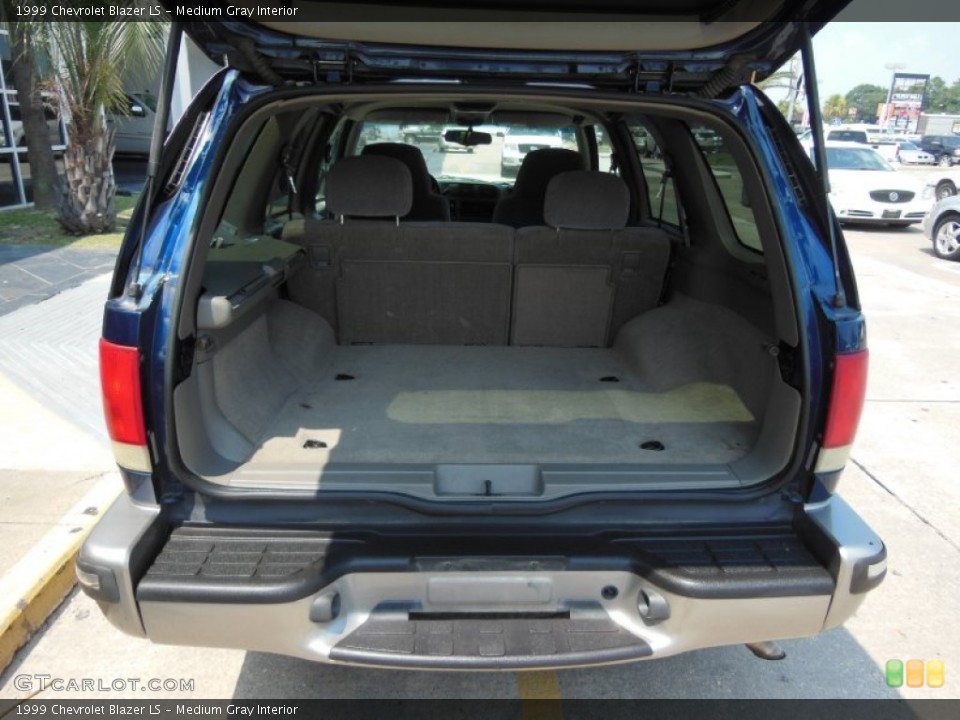 Medium Gray Interior Trunk for the 1999 Chevrolet Blazer LS #67224960