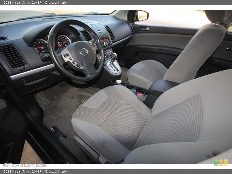 Charcoal Interior Photo for the 2011 Nissan Sentra 2.0 SR #67227297