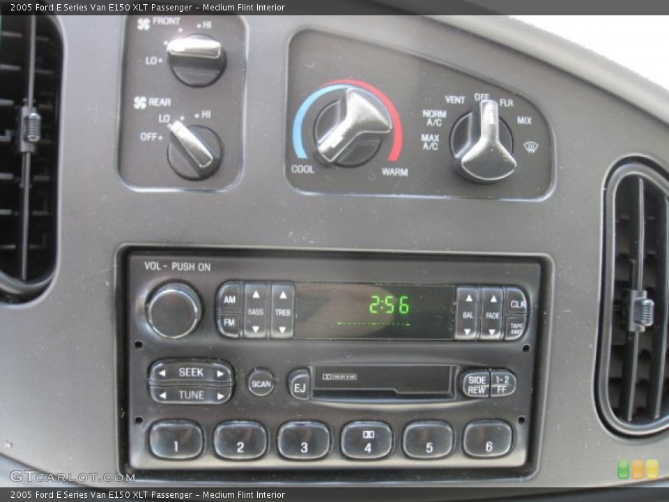 Medium Flint Interior Controls for the 2005 Ford E Series Van E150 XLT Passenger #67237317