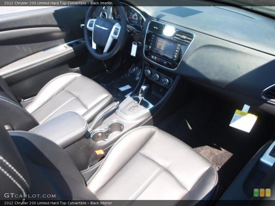 Black Interior Photo for the 2012 Chrysler 200 Limited Hard Top Convertible #67243017