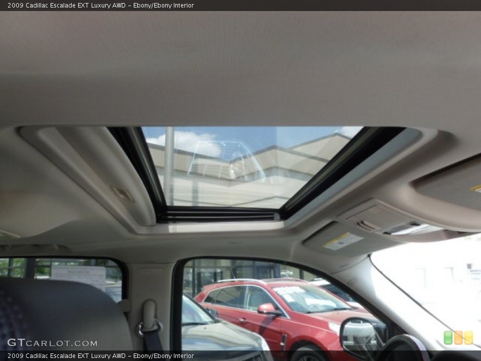 Ebony/Ebony Interior Sunroof for the 2009 Cadillac Escalade EXT Luxury AWD #67272848