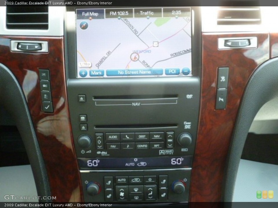 Ebony/Ebony Interior Controls for the 2009 Cadillac Escalade EXT Luxury AWD #67272881