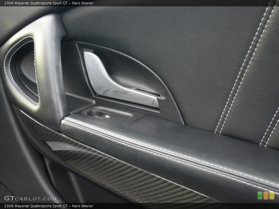 Nero Interior Controls for the 2006 Maserati Quattroporte Sport GT #67308770