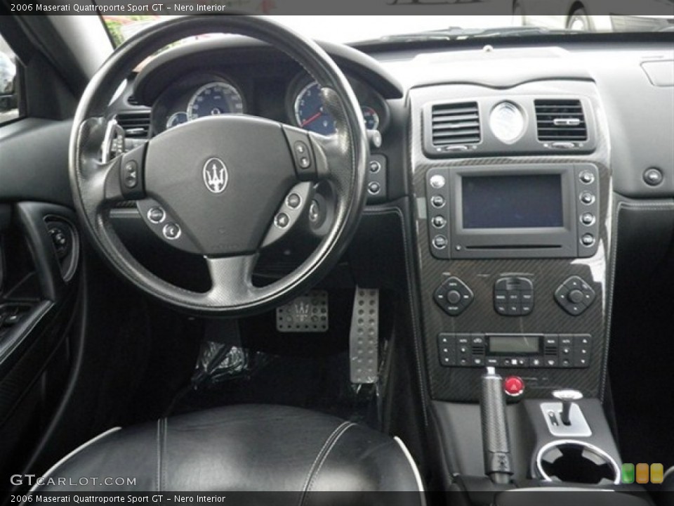 Nero Interior Dashboard for the 2006 Maserati Quattroporte Sport GT #67308794