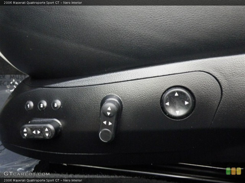 Nero Interior Controls for the 2006 Maserati Quattroporte Sport GT #67308869