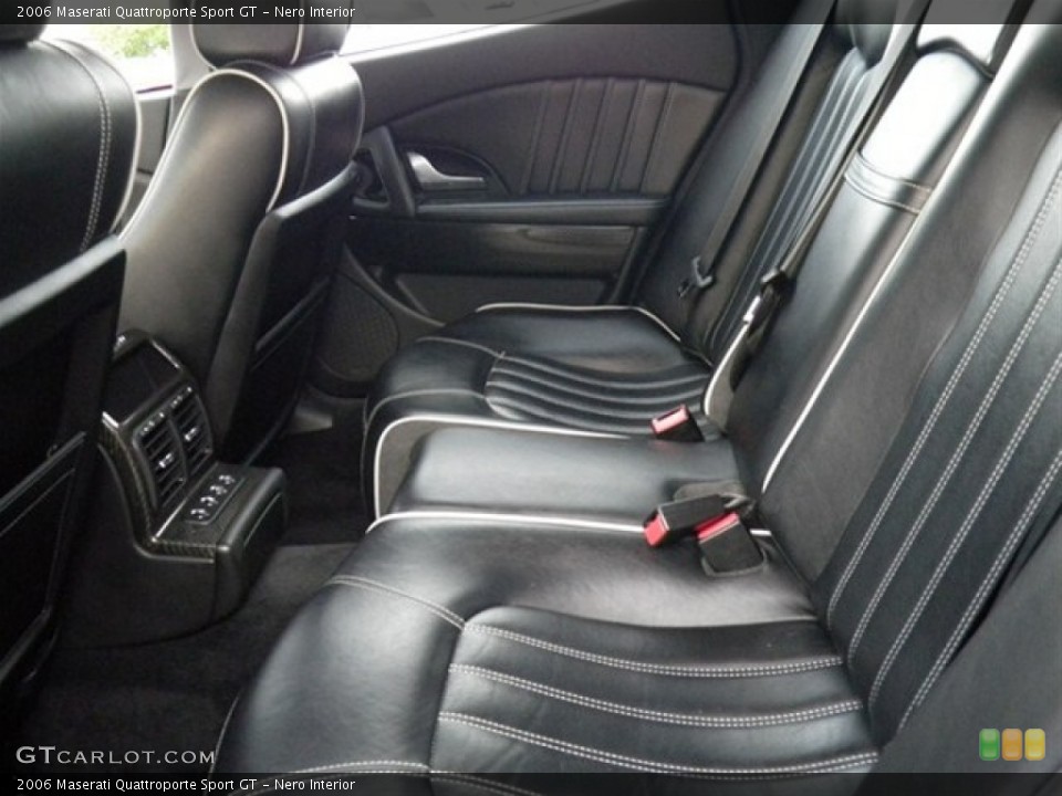 Nero Interior Rear Seat for the 2006 Maserati Quattroporte Sport GT #67308902