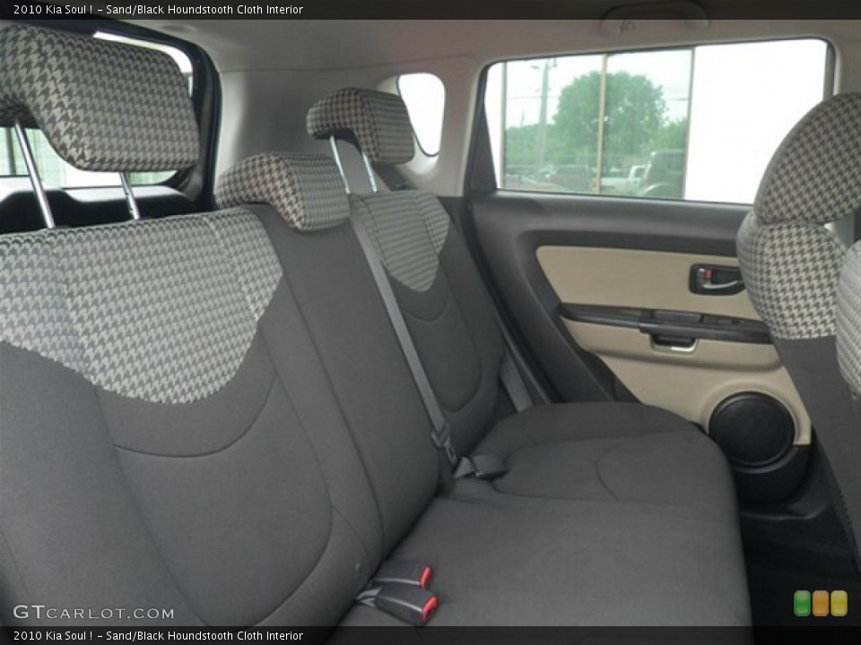 Sand/Black Houndstooth Cloth Interior Rear Seat for the 2010 Kia Soul ! #67309628
