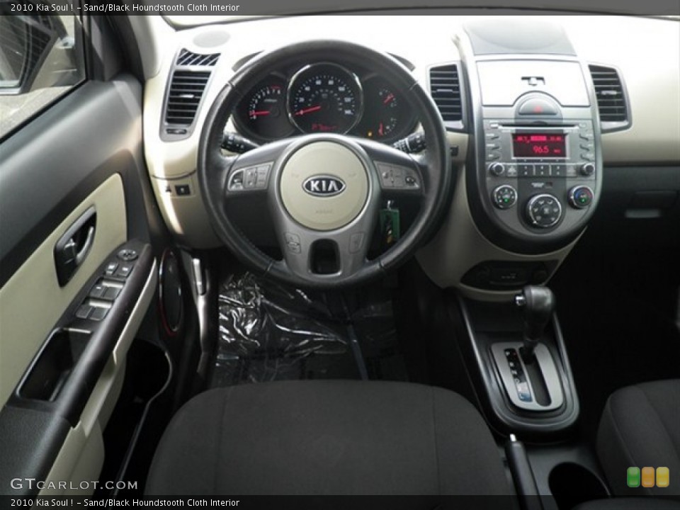 Sand/Black Houndstooth Cloth Interior Dashboard for the 2010 Kia Soul ! #67309694