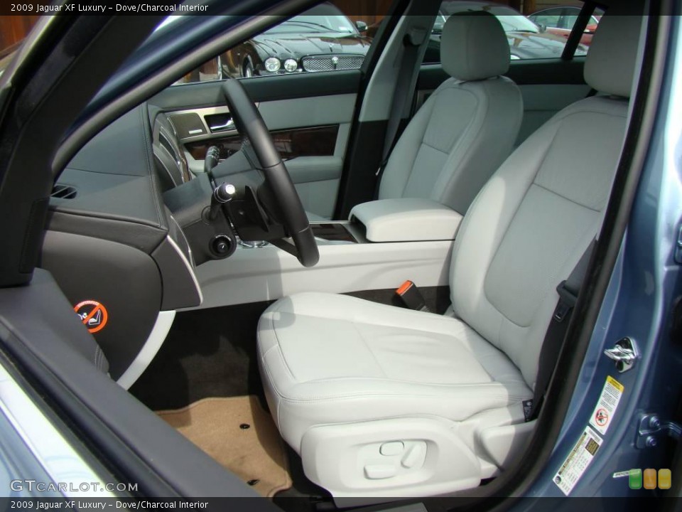 Dove/Charcoal Interior Photo for the 2009 Jaguar XF Luxury #6731057