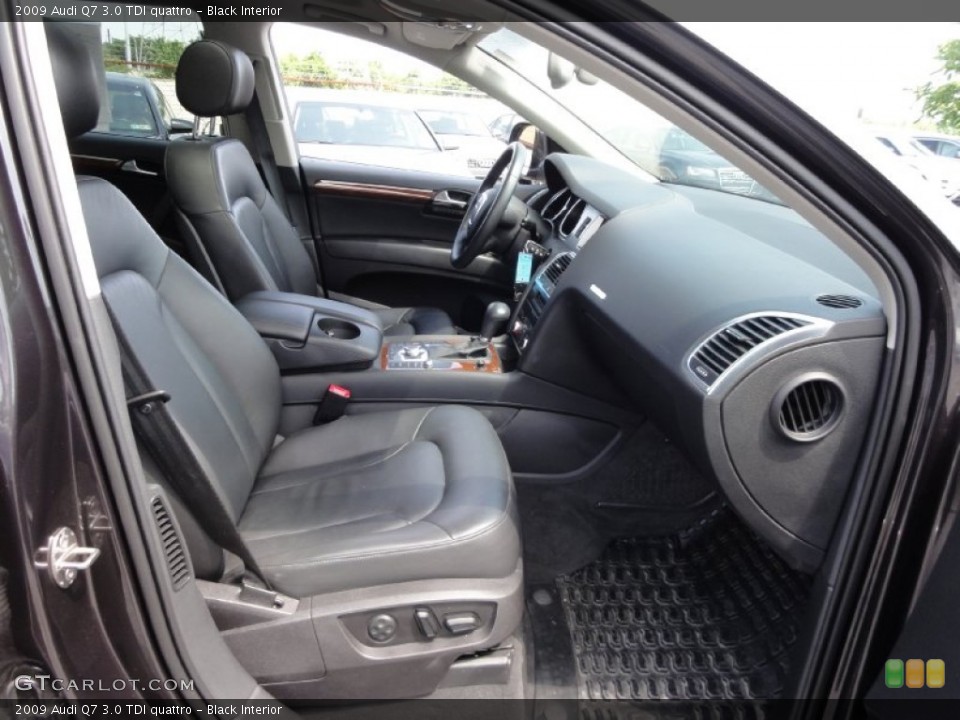 Black Interior Photo for the 2009 Audi Q7 3.0 TDI quattro #67310630