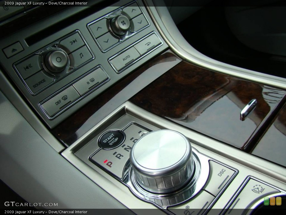 Dove/Charcoal Interior Transmission for the 2009 Jaguar XF Luxury #6731088
