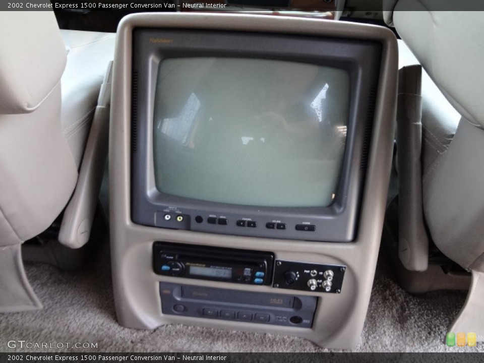 Neutral Interior Audio System for the 2002 Chevrolet Express 1500 Passenger Conversion Van #67327861