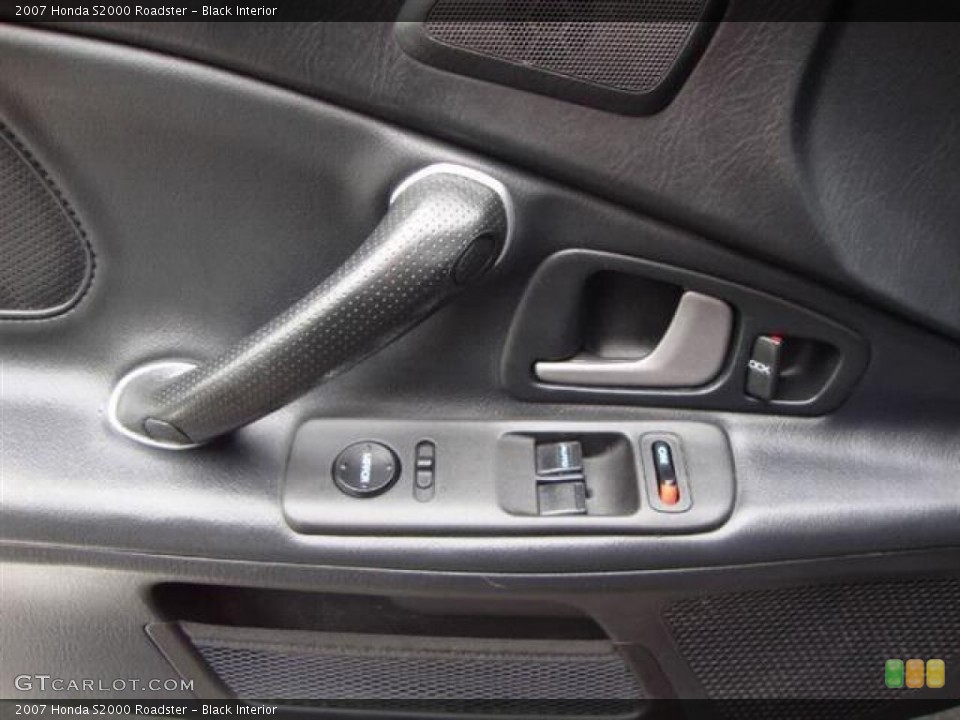 Black Interior Controls for the 2007 Honda S2000 Roadster #67333490