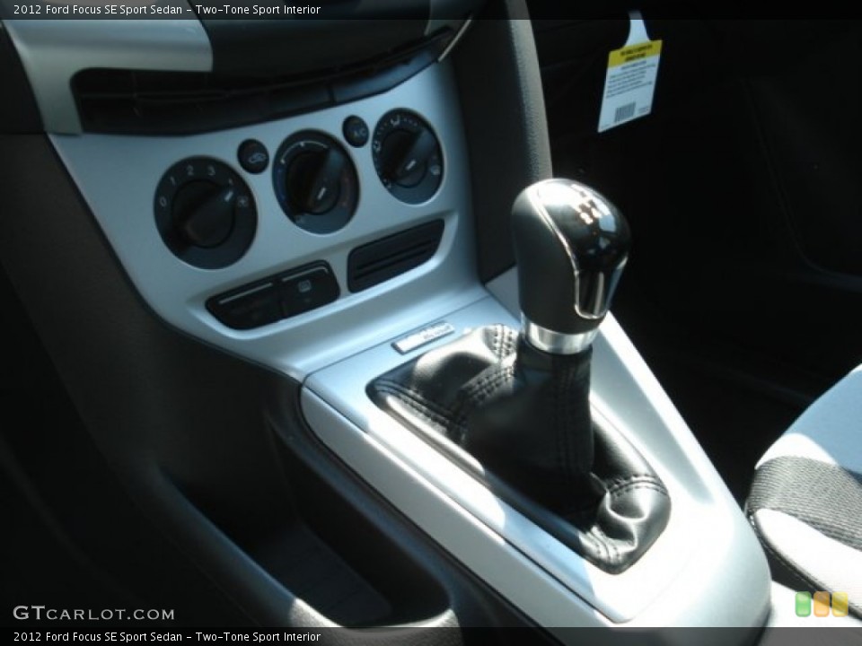 Two-Tone Sport Interior Transmission for the 2012 Ford Focus SE Sport Sedan #67338632