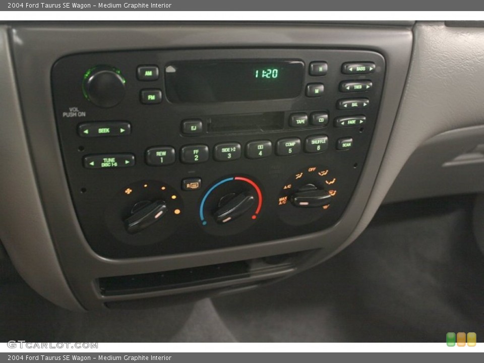 Medium Graphite Interior Controls for the 2004 Ford Taurus SE Wagon #67341011