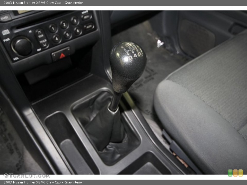 Gray Interior Transmission for the 2003 Nissan Frontier XE V6 Crew Cab #67349780