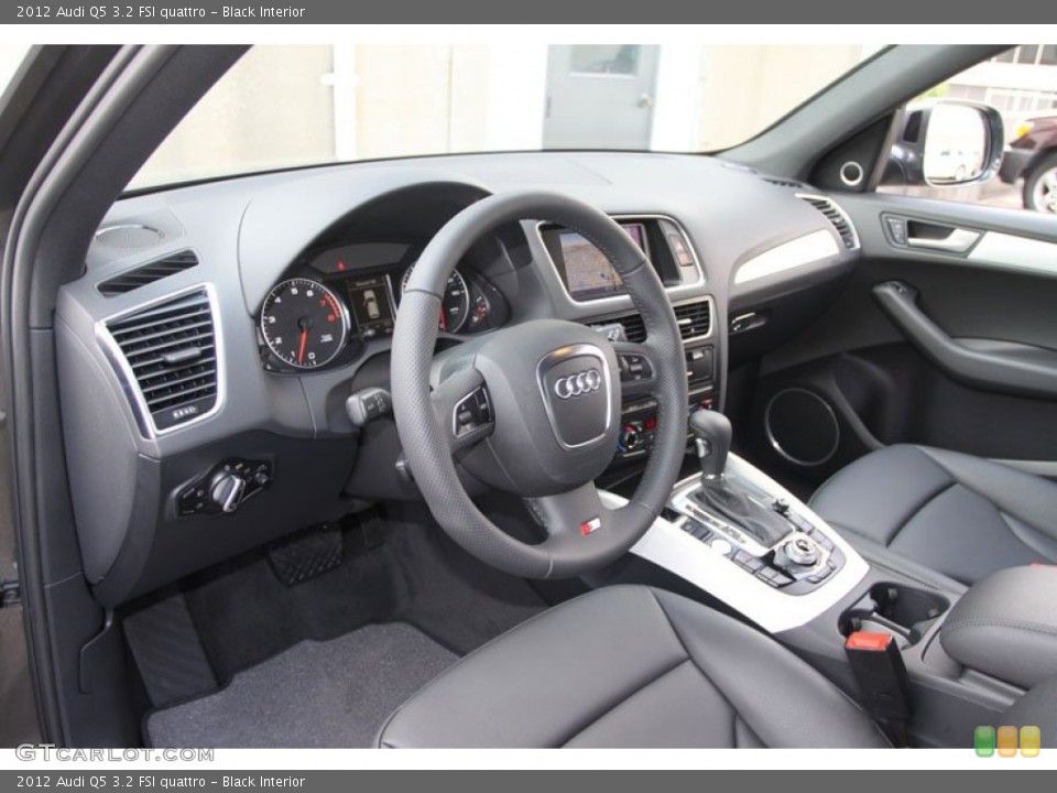 Black 2012 Audi Q5 Interiors