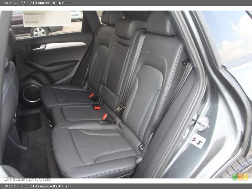 Black Interior Rear Seat for the 2012 Audi Q5 3.2 FSI quattro #67357907