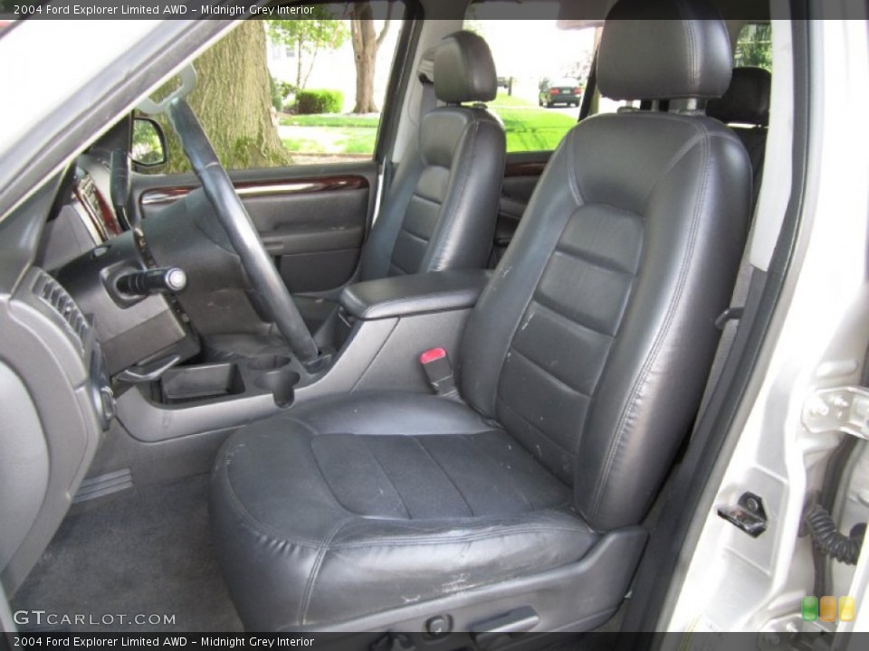 Midnight Grey Interior Photo for the 2004 Ford Explorer Limited AWD #67365336