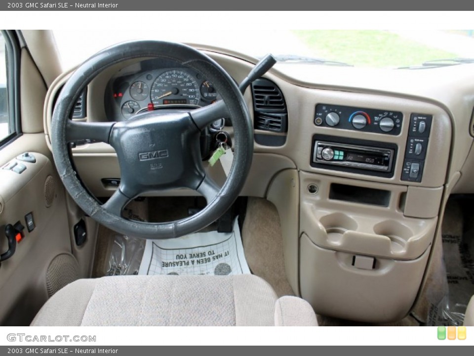 Neutral Interior Dashboard for the 2003 GMC Safari SLE #67373534