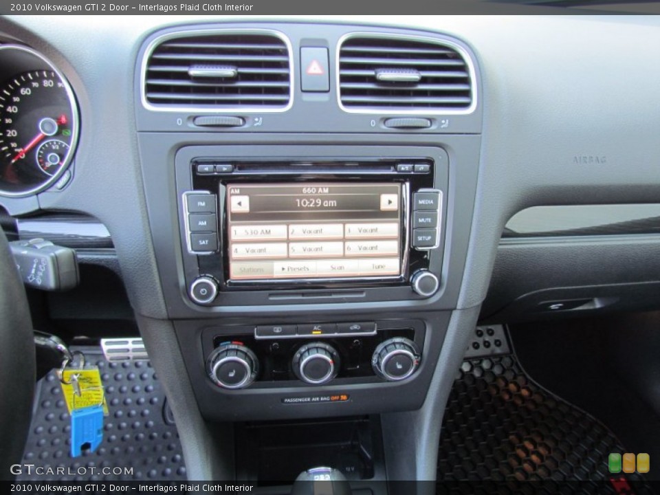 Interlagos Plaid Cloth Interior Controls for the 2010 Volkswagen GTI 2 Door #67381694