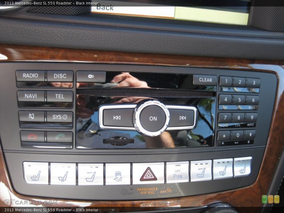 Black Interior Controls for the 2013 Mercedes-Benz SL 550 Roadster #67389953