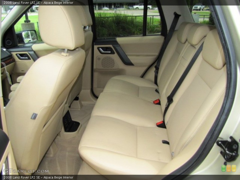 Alpaca Beige Interior Photo for the 2008 Land Rover LR2 SE #67393913