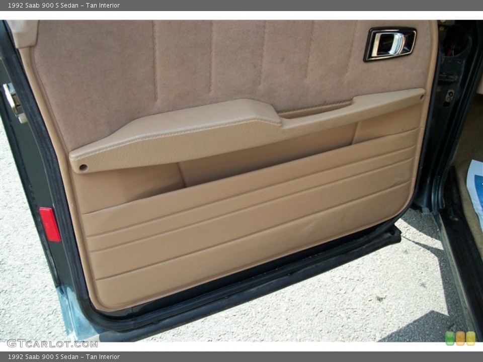 Tan Interior Door Panel for the 1992 Saab 900 S Sedan #67405290
