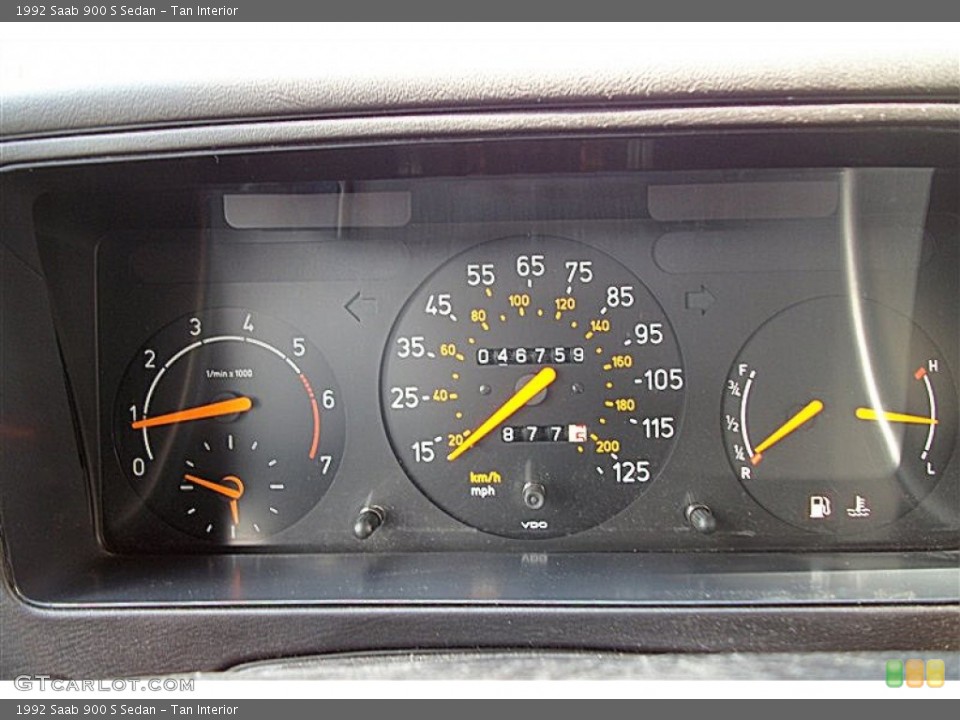 Tan Interior Gauges for the 1992 Saab 900 S Sedan #67405386
