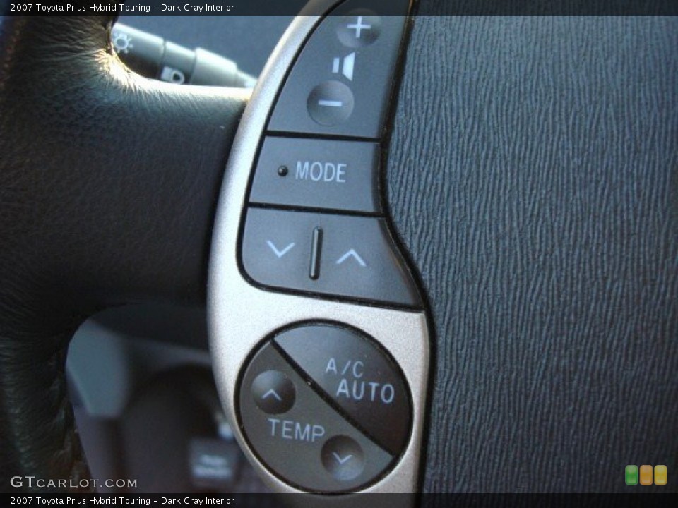 Dark Gray Interior Controls for the 2007 Toyota Prius Hybrid Touring #67407018