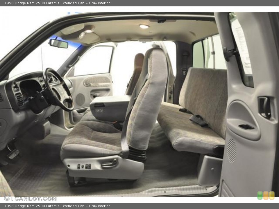 Gray Interior Photo for the 1998 Dodge Ram 2500 Laramie Extended Cab #67411503