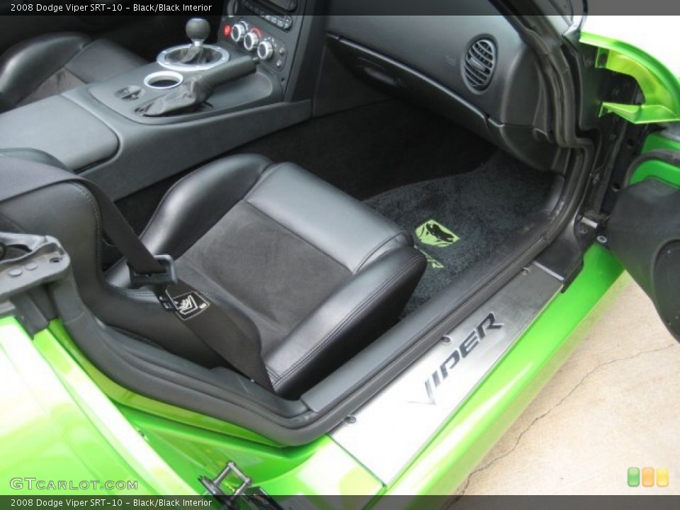 Black/Black Interior Photo for the 2008 Dodge Viper SRT-10 #67423836